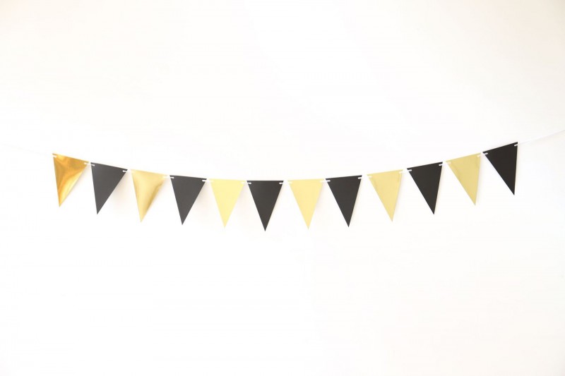 Black Gold Party Bunting Decor