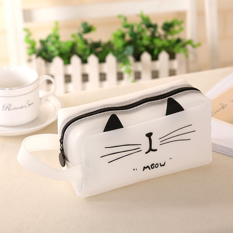 No. 1393 White Simple Pencil Case