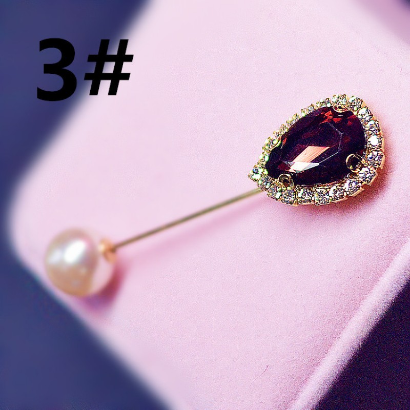 wine red Elizabeth Vintage Scarf Pin 