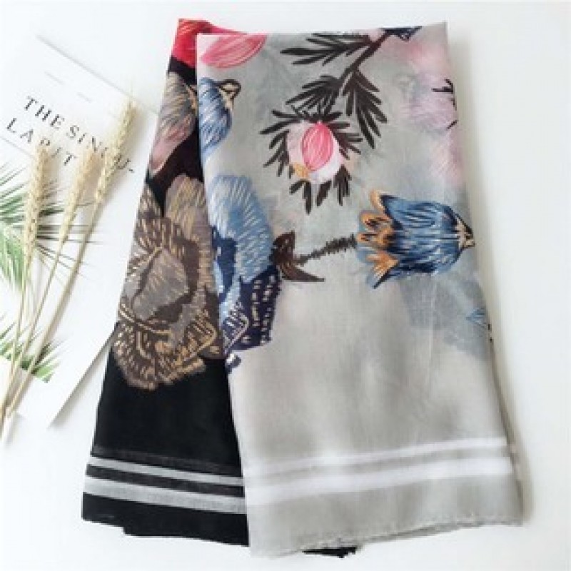Gray Sketched Garden Print Scarf