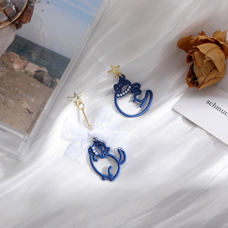 1 Asymmetrical Lace Bow Cat KStyle Earring Studs
