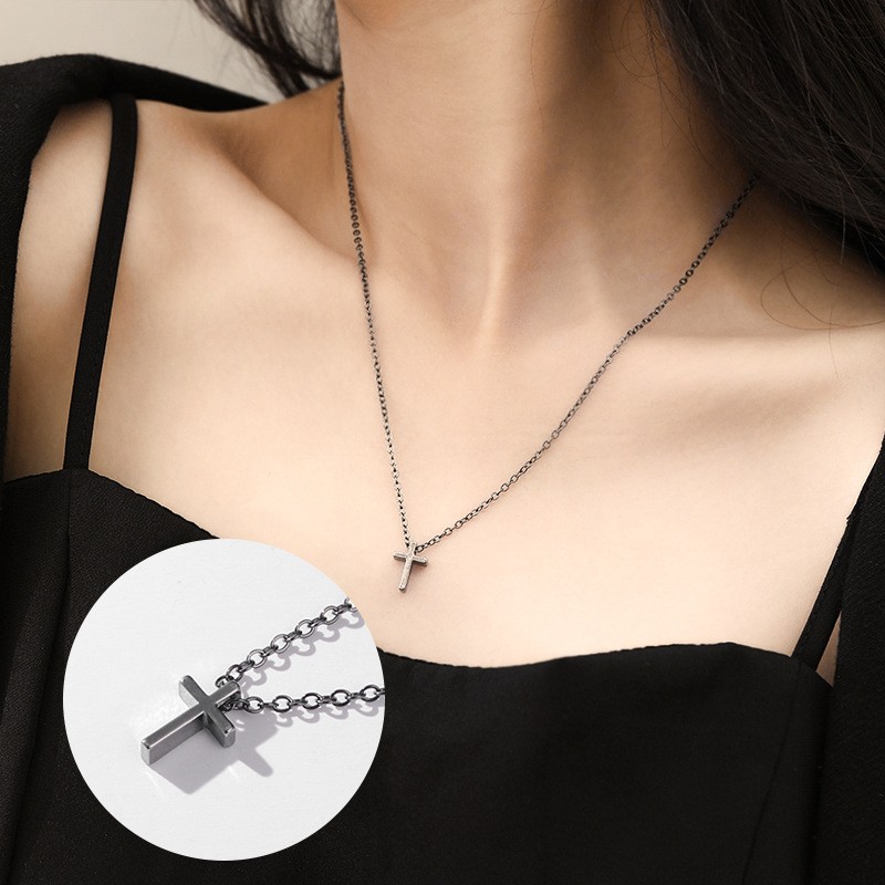 1129# Cross Necklace