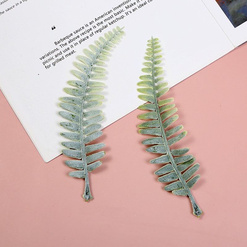 4 Artificial Plant