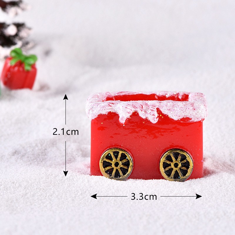 Carriage Embrace Christmas Collection Craft Miniatures Clearance