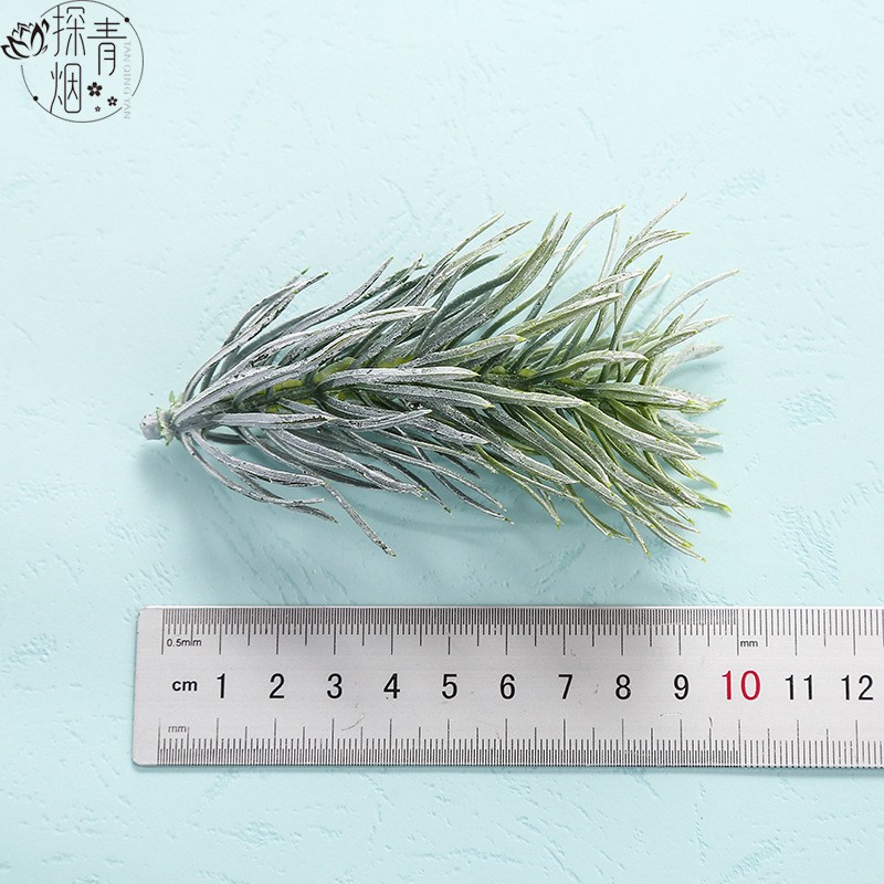 9 Artificial Plant