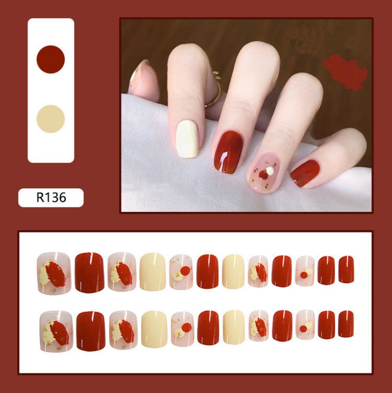 R136 Caramel Coconut Fake Nails Clearance