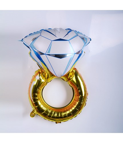 Medium Diamond Ring Foil Balloon