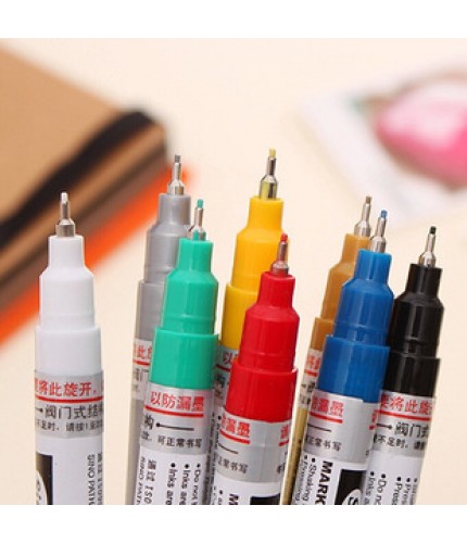 Red Zhongbai Paint Pen 0.7Mm Fine Needle