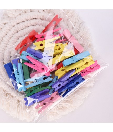 4F2 - 2330 Craft Supplies Clearance